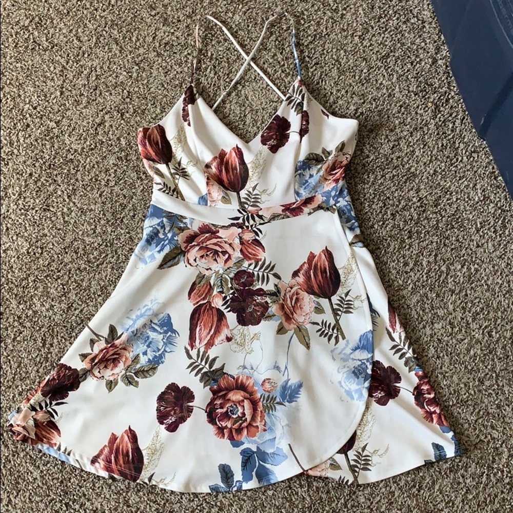 Beautiful flowing flower dress